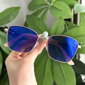 Women’s Cat Eye Photochromic Glasses Anti-Blue-Light Metal Frame Spring Hinge UV400