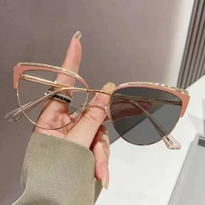 Women’s Metal Cat-Eye Photochromic Optical Frames Anti-Blue Light Anti-Reflection Diamond Semi-Rimless