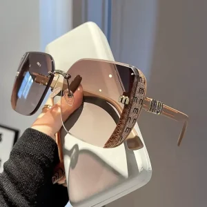 Women’s UV400 Titanium Square-Frame Sunglasses with PC Lenses